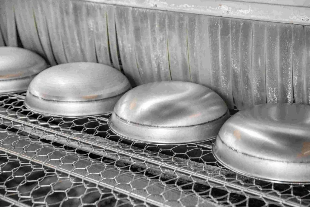 Cleaning & drying - stainless steel cookware manufacturing process 5
