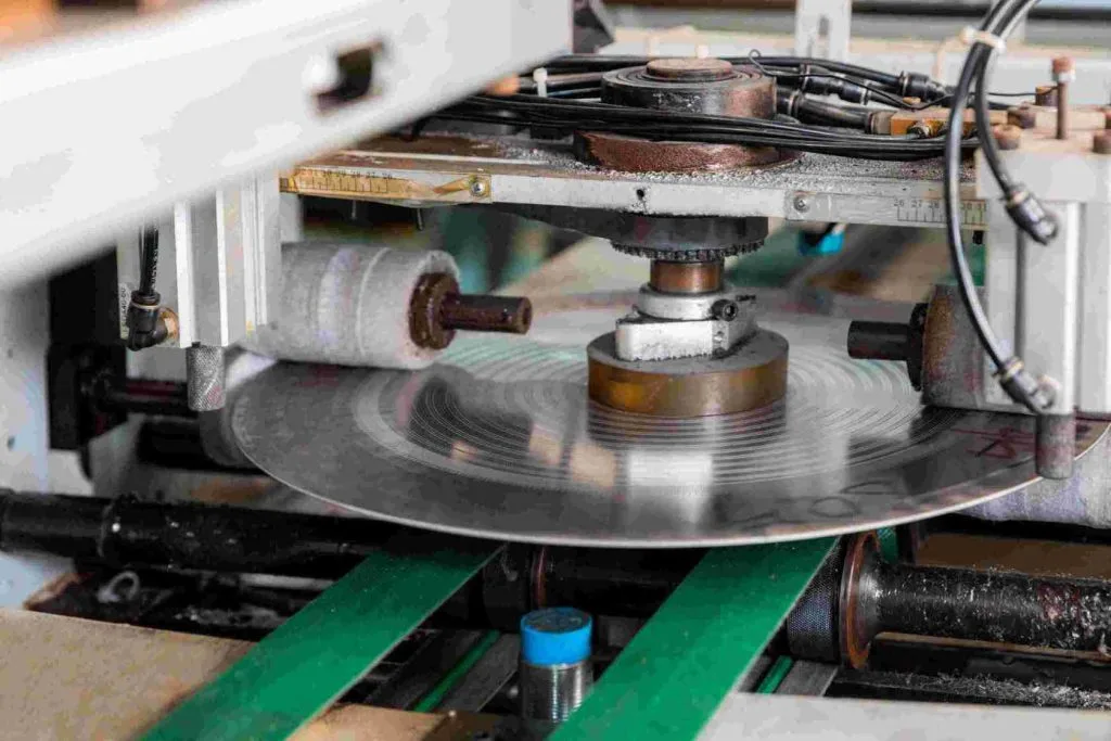 Select material - stainless steel cookware manufacturing process 2