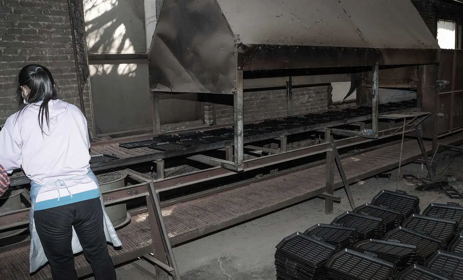 cast iron cookware manufacturing process - 16 high-temperature baking