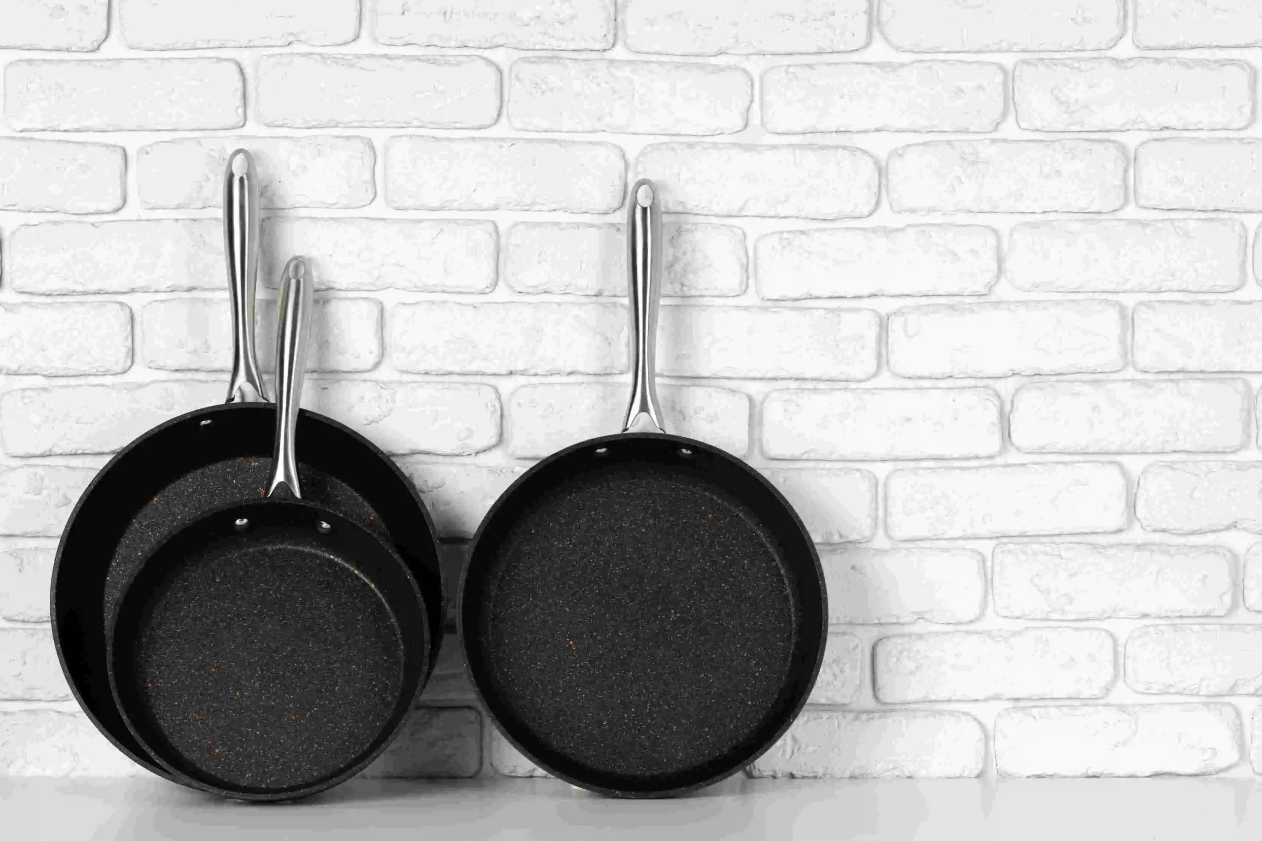 Metal Cookware Pan Handles From Stainless Steel to Iron - KitchenGuidePro Metal Cookware Pan Handles From Stainless Steel to Iron