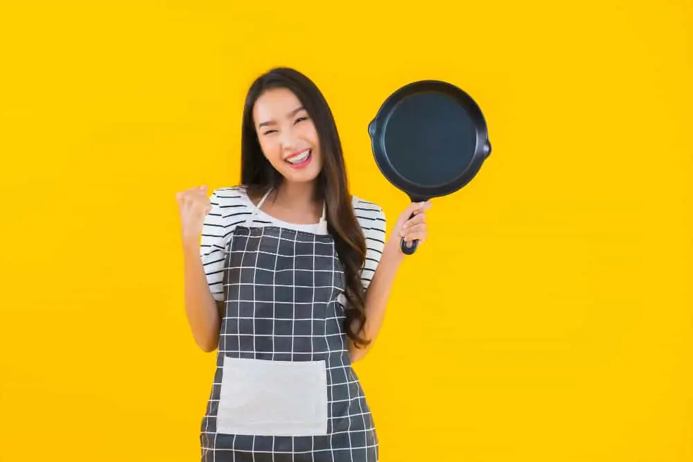 choose the right frying pan - KitchenGuidePro choose the right frying pan