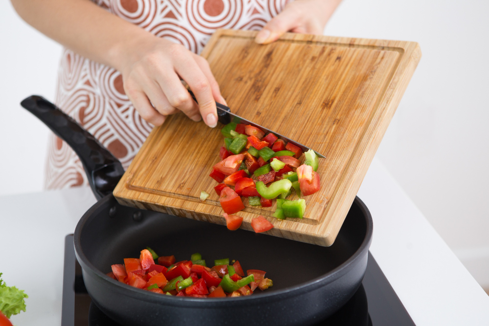 Differences between a Sauté Pan and Other Pans