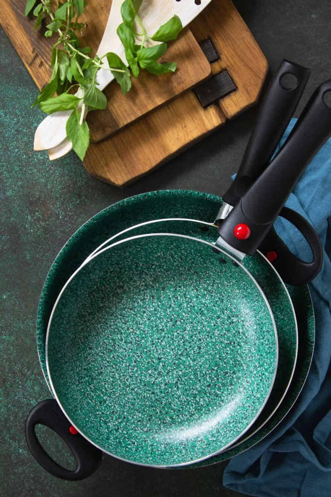 Frying pan on cookware manufacturer page