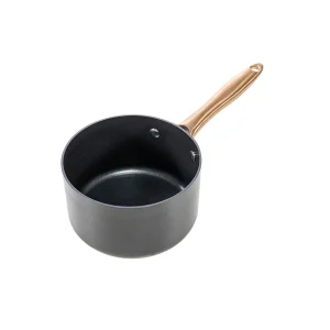 aluminum saucepan
