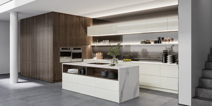 Diseño de cocina minimalista con elegantes gabinetes de MDF en blanco y acabados en madera, accesorios modernos y estanterías abiertas.